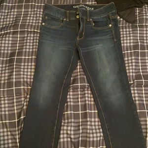 American Eagle crop pants